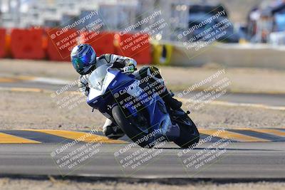 media/Dec-18-2022-SoCal Trackdays (Sun) [[8099a50955]]/Turn 2 (950am)/